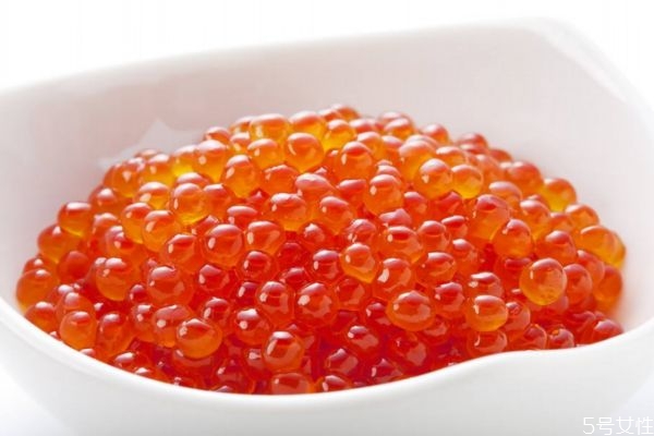 紅色魚子醬有什么營(yíng)養(yǎng)價(jià)值呢 紅色魚子醬怎么吃呢 紅色魚子醬有什么營(yíng)養(yǎng)價(jià)值呢 紅色魚子醬怎么吃呢