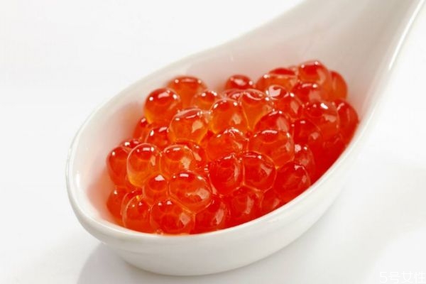 紅色魚子醬有什么營(yíng)養(yǎng)價(jià)值呢 紅色魚子醬怎么吃呢 紅色魚子醬有什么營(yíng)養(yǎng)價(jià)值呢 紅色魚子醬怎么吃呢