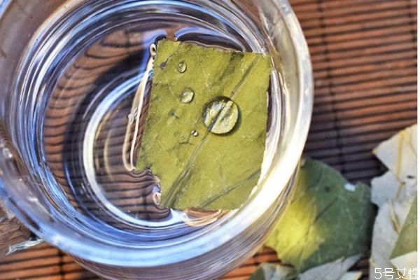 冬瓜皮可以吃嗎 冬瓜皮有什么作用呢 冬瓜皮可以吃嗎 冬瓜皮有什么作用呢