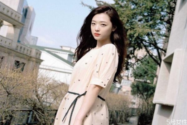 情侶冷戰(zhàn)誰(shuí)先說(shuō)話 情侶冷戰(zhàn)的心理戰(zhàn)術(shù)男女真實(shí)版