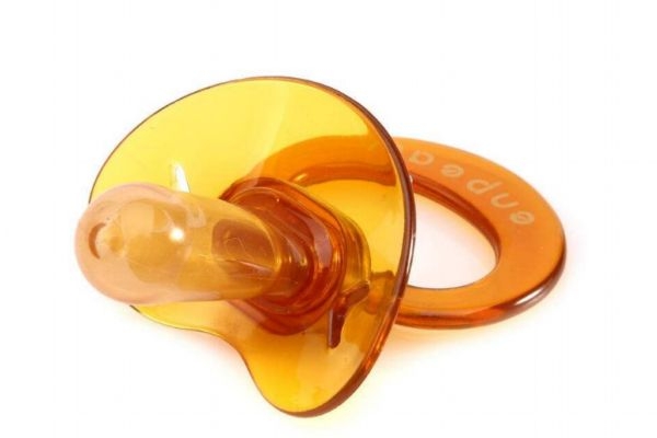 奶嘴的作用有什么呢 為什么要使用奶嘴呢 奶嘴的作用有什么呢 為什么要使用奶嘴呢