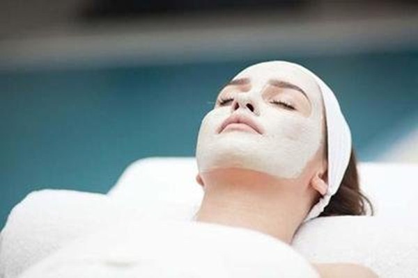 睡眠面膜可以隨用的嗎 敷睡眠面膜前需要涂什么 睡眠面膜可以隨用的嗎 敷睡眠面膜前需要涂什么