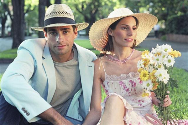 舊情復(fù)燃的感情能長(zhǎng)久嗎 舊情復(fù)燃的感情會(huì)怎樣