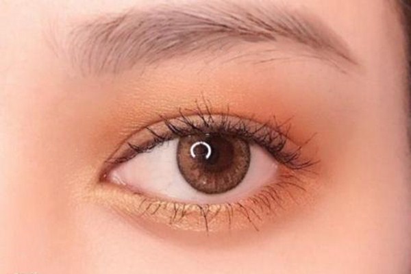 腫泡眼適合什么顏色的眼影 腫泡眼怎么畫眼影好看 腫泡眼適合什么顏色的眼影 腫泡眼怎么畫眼影好看