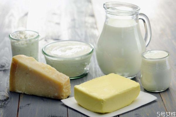 腸炎應(yīng)該多吃一點(diǎn)什么呢 腸炎在飲食上藥注意什么呢 腸炎應(yīng)該多吃一點(diǎn)什么呢 腸炎在飲食上藥注意什么呢