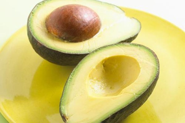 小孩便秘可以吃牛油果嗎 牛油果怎么給寶寶吃 小孩便秘可以吃牛油果嗎 牛油果怎么給寶寶吃