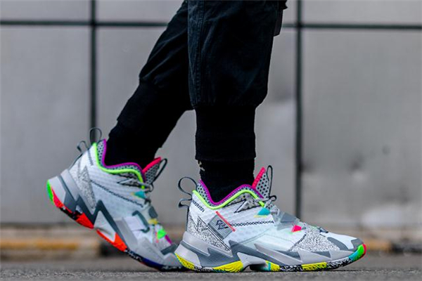 威少3代開箱測(cè)評(píng) 威少3代首發(fā)配色 威少3代開箱測(cè)評(píng) 威少3代首發(fā)配色