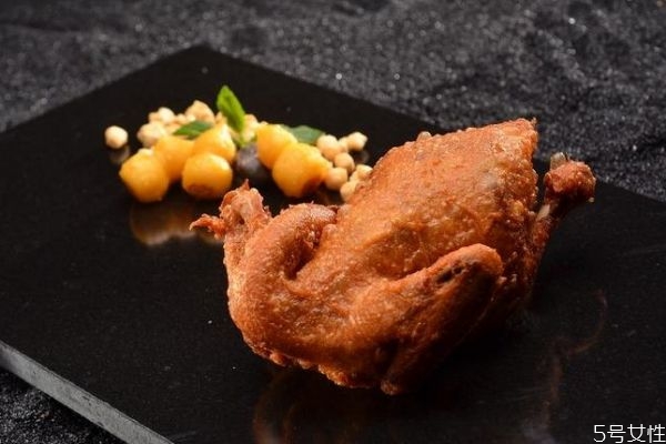 葫蘆雞是哪里的特產呢 吃葫蘆雞有什么好處呢 葫蘆雞是哪里的特產呢 吃葫蘆雞有什么好處呢