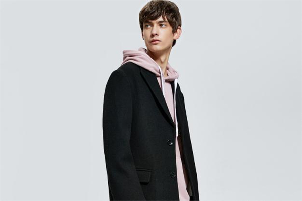 冬季男生必備單品 冬季男生穿什么百搭 冬季男生必備單品 冬季男生穿什么百搭