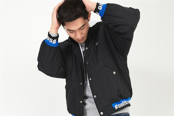 冬季男生必備單品 冬季男生穿什么百搭 冬季男生必備單品 冬季男生穿什么百搭