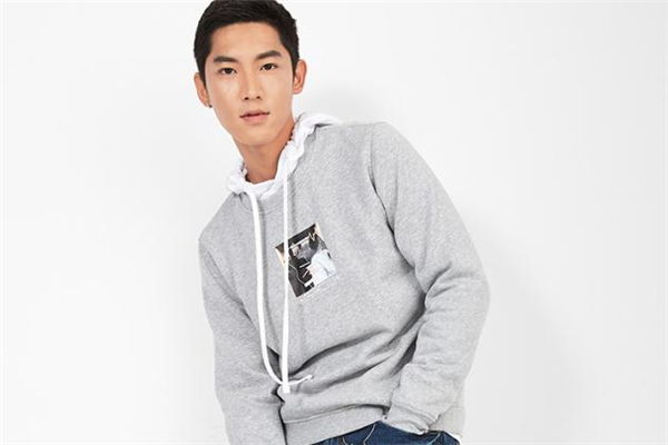 冬季男生必備單品 冬季男生穿什么百搭 冬季男生必備單品 冬季男生穿什么百搭