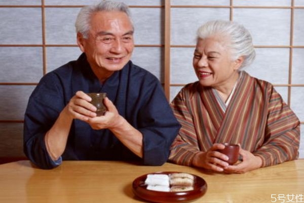 什么是胰腺炎呢 胰腺炎有什么危害呢 什么是胰腺炎呢 胰腺炎有什么危害呢