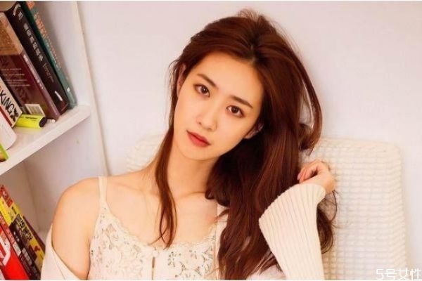 什么樣的女人喜歡聊騷 什么樣的女人不值得去愛 什么樣的女人喜歡聊騷 什么樣的女人不值得去愛