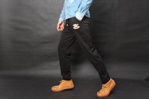 男士休閑褲配什么鞋 男士休閑褲分類 男士休閑褲配什么鞋 男士休閑褲分類