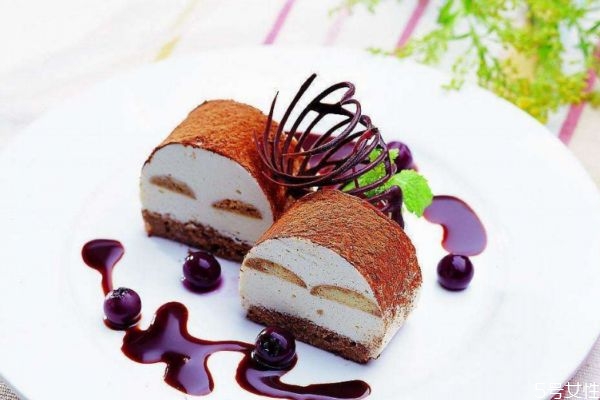 什么人不能吃甜食呢 甜食可以天天吃嗎 什么人不能吃甜食呢 甜食可以天天吃嗎