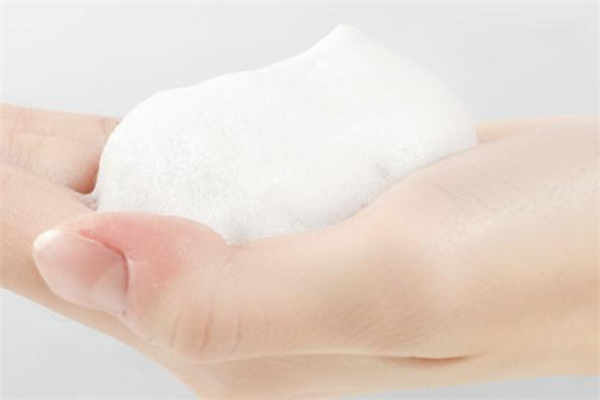 朵拉朵尚去角質慕斯怎么用 朵拉朵尚去角質慕斯幾天用一次