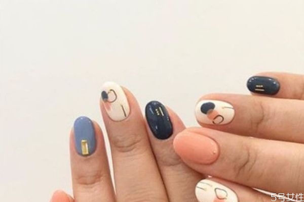 秋冬涂什么顏色的指甲顯手白 2020美甲流行色趨勢(shì) 秋冬涂什么顏色的指甲顯手白 2020美甲流行色趨勢(shì)