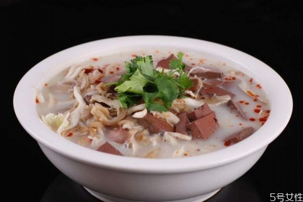 羊雜碎有什么營(yíng)養(yǎng)價(jià)值呢 羊雜碎怎么做好吃呢 羊雜碎有什么營(yíng)養(yǎng)價(jià)值呢 羊雜碎怎么做好吃呢