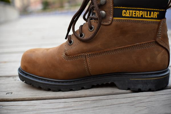 工裝靴怎么搭配好看 工裝靴的搭配技巧 工裝靴怎么搭配好看 工裝靴的搭配技巧