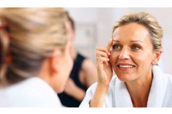 更年期與絕經是同步的嗎 更年期該怎么調理 更年期與絕經是同步的嗎 更年期該怎么調理