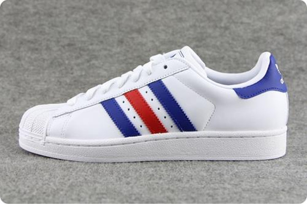 如何挑選滑板鞋 滑板鞋搭配什么褲子好 如何挑選滑板鞋 滑板鞋搭配什么褲子好