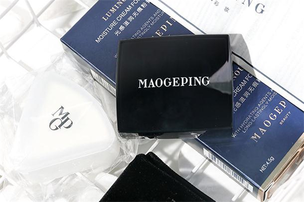 毛戈平粉膏悶痘嗎 毛戈平粉膏色號怎么選 毛戈平粉膏悶痘嗎 毛戈平粉膏色號怎么選