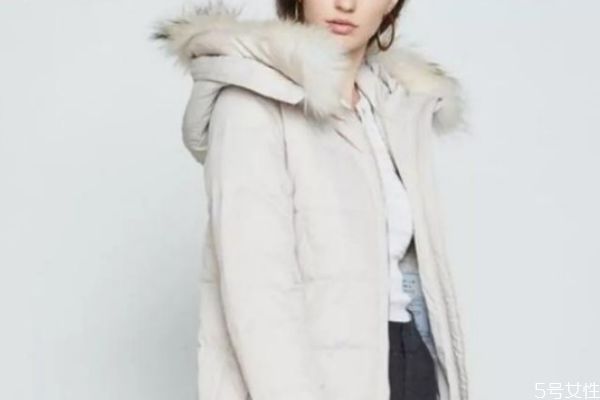 羽絨服經常洗好嗎 羽絨服多久洗一次好