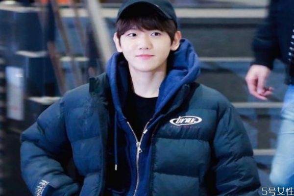 羽絨服是掛放還是疊放 正確收納羽絨服