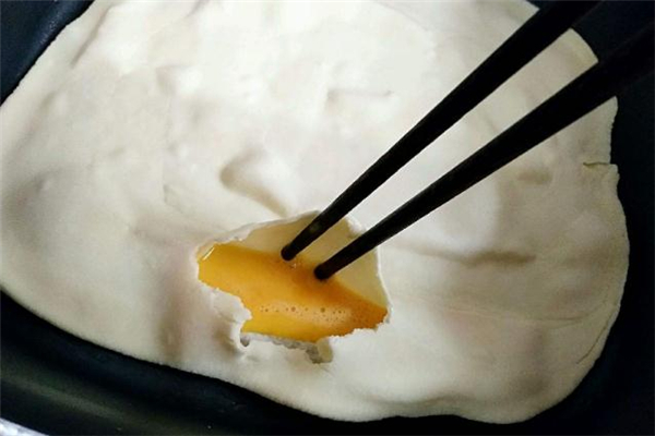 雞蛋灌餅的面怎么和 雞蛋灌餅的醬怎么做 雞蛋灌餅的面怎么和 雞蛋灌餅的醬怎么做