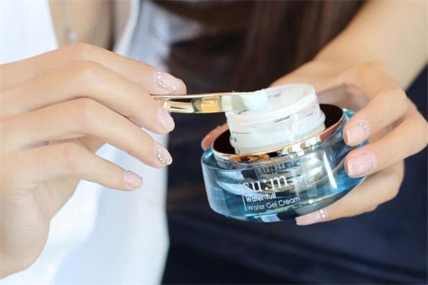 sum37水分啫哩霜怎么樣 蘇秘水分啫哩霜適合什么膚質(zhì) sum37水分啫哩霜怎么樣 蘇秘水分啫哩霜適合什么膚質(zhì)