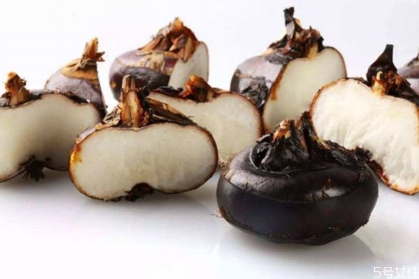 荸薺煮多久才算熟 荸薺可以經(jīng)常吃嗎 荸薺煮多久才算熟 荸薺可以經(jīng)常吃嗎