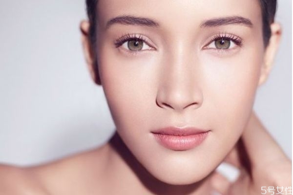 毛孔粗大怎么辦 如何收縮毛孔 毛孔粗大怎么辦 如何收縮毛孔