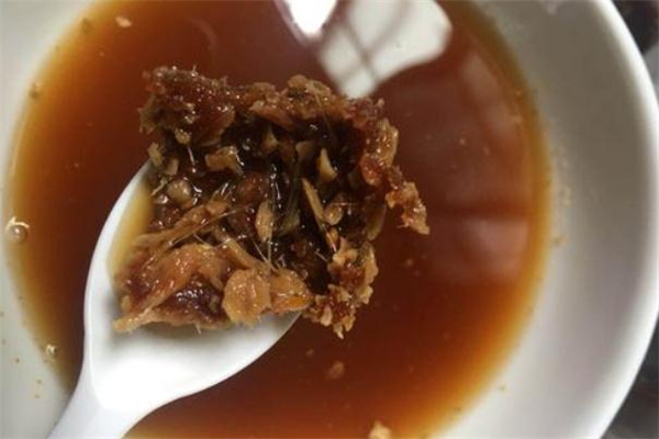 紅糖姜茶喝多了會怎么樣 紅糖姜茶喝了會便秘嗎 紅糖姜茶喝多了會怎么樣 紅糖姜茶喝了會便秘嗎