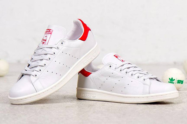 鞋邊黃了怎么洗白 小白鞋怎么清洗起來(lái)方便