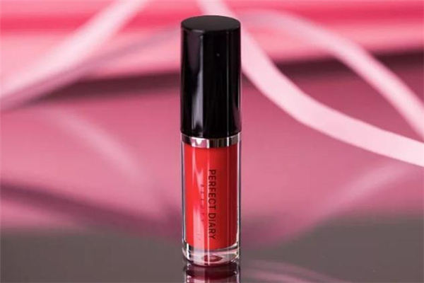 爛番茄色口紅適合素顏嗎 爛番茄色口紅適合黑皮嗎 爛番茄色口紅適合素顏嗎 爛番茄色口紅適合黑皮嗎