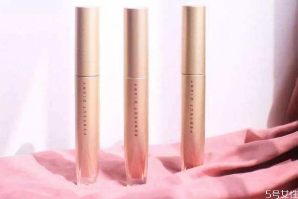 什么叫反重力唇釉 反重力唇釉是什么意思 什么叫反重力唇釉 反重力唇釉是什么意思