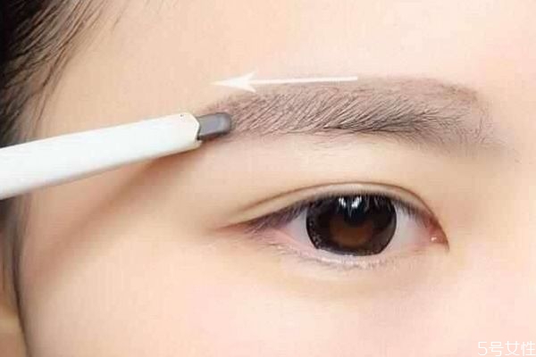 紋水霧眉需要多少錢(qián) 水霧眉和粉黛眉的區(qū)別 紋水霧眉需要多少錢(qián) 水霧眉和粉黛眉的區(qū)別