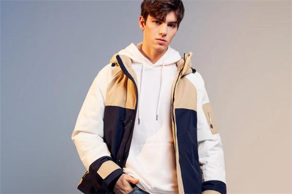 男生冬天穿什么外套暖和 冬天男生穿什么外套不臃腫 男生冬天穿什么外套暖和 冬天男生穿什么外套不臃腫