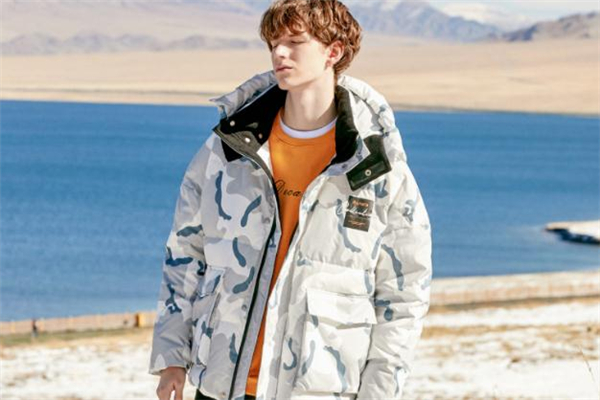 男生冬天穿什么外套暖和 冬天男生穿什么外套不臃腫 男生冬天穿什么外套暖和 冬天男生穿什么外套不臃腫