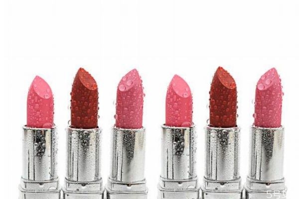 口紅放后備箱里會(huì)化嗎 口紅放久了會(huì)融化掉嗎