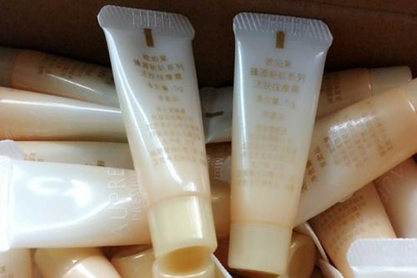 歐珀萊按摩霜用完要洗嗎 什么膚質適合用按摩霜