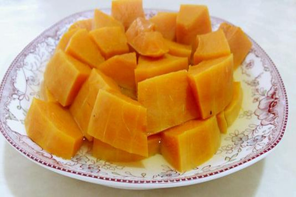 蒸南瓜用冷水還是熱水 蒸南瓜可以帶皮嗎