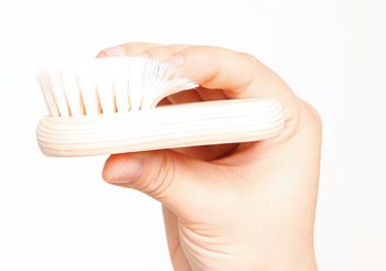 如何判斷自己適合什么樣的潔面刷 潔面刷會導(dǎo)致你皮膚敏感嗎