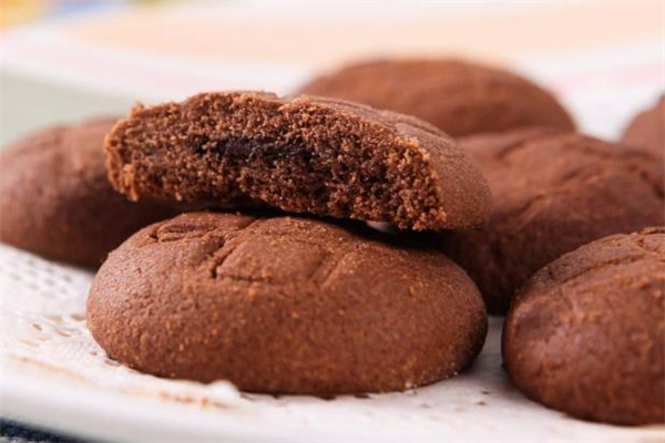 巧克力曲奇熱量高嗎 巧克力曲奇可以經(jīng)常吃嗎 巧克力曲奇熱量高嗎 巧克力曲奇可以經(jīng)常吃嗎