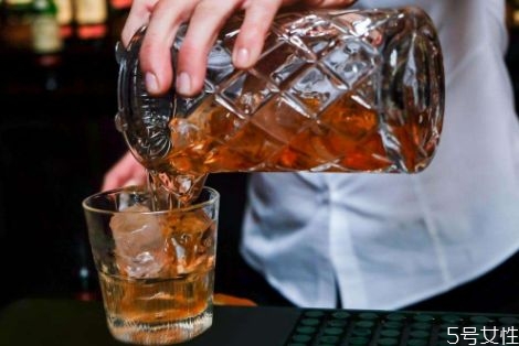 家里存放多少酒精為宜 酒精有什么注意事項 家里存放多少酒精為宜 酒精有什么注意事項