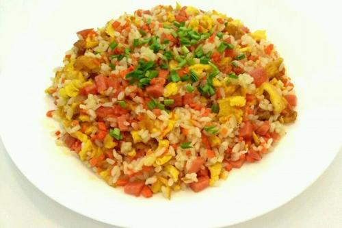 咖喱蛋包飯怎么做 咖喱蛋包飯的訣竅