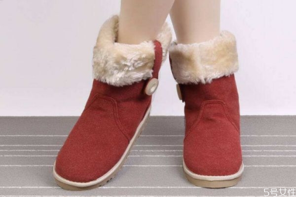 雪地靴適合什么時候穿 雪地靴的由來 雪地靴適合什么時候穿 雪地靴的由來