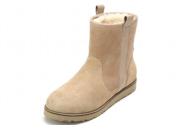 雪地靴適合什么時候穿 雪地靴的由來 雪地靴適合什么時候穿 雪地靴的由來