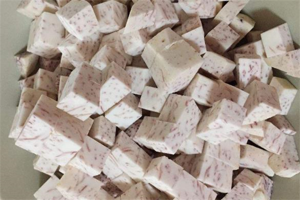 芋頭糕不能和什么一起吃 芋頭糕什么人不能吃 芋頭糕不能和什么一起吃 芋頭糕什么人不能吃