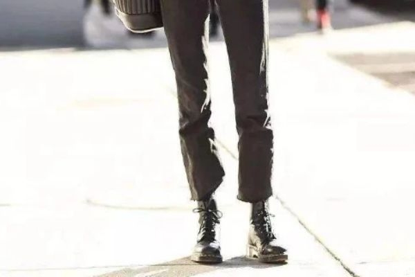 馬丁靴如何選購 馬丁靴的挑選技巧 馬丁靴如何選購 馬丁靴的挑選技巧